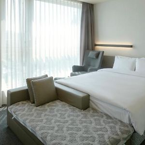 Grand Premier King Room